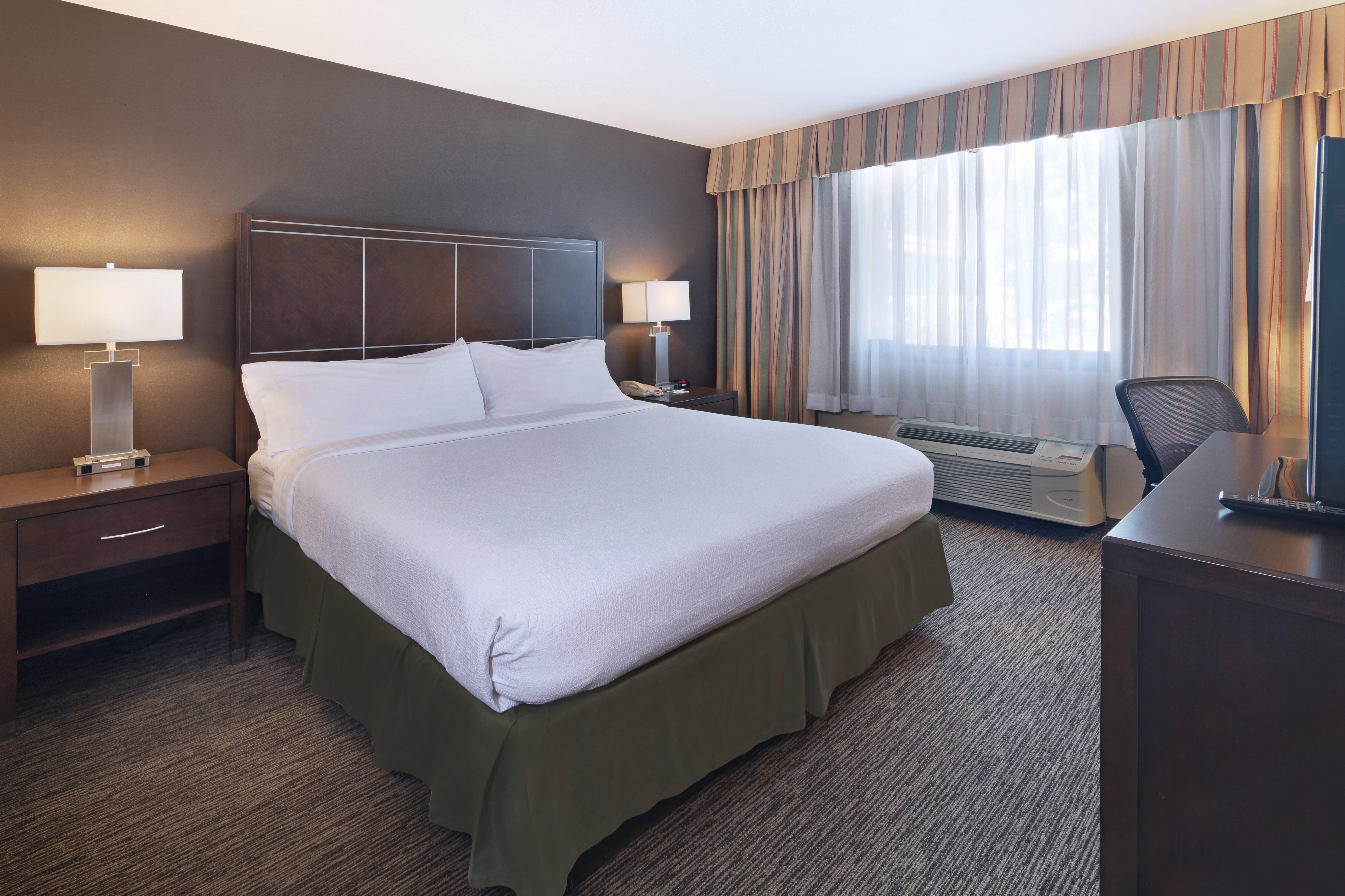 Holiday Inn Hotel & Suites Anaheim By Ihg Екстериор снимка