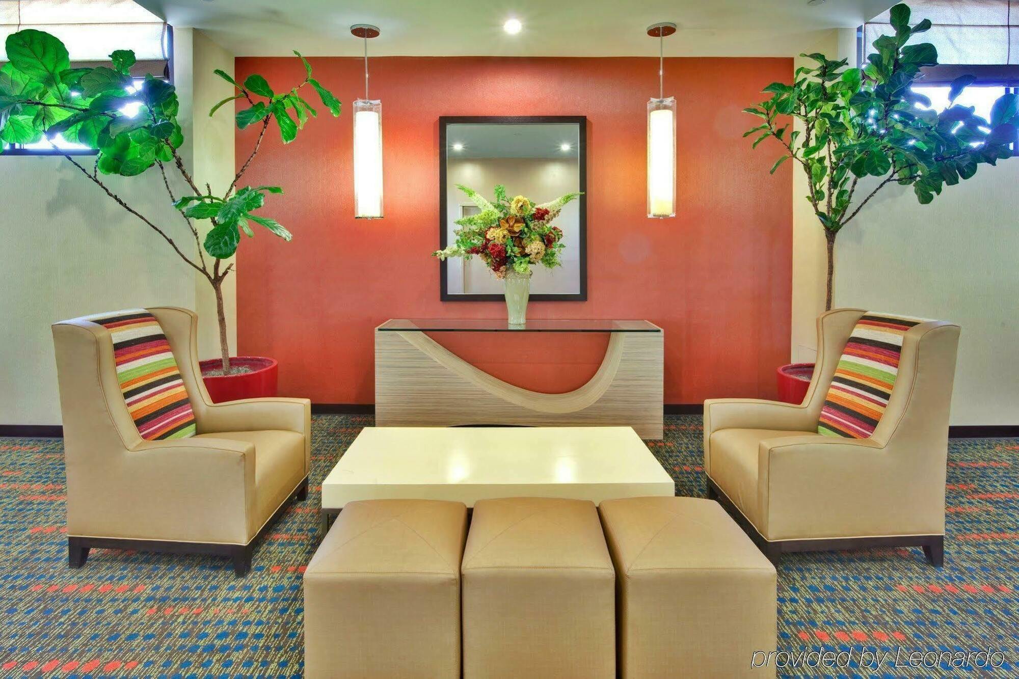 Holiday Inn Hotel & Suites Anaheim By Ihg Екстериор снимка