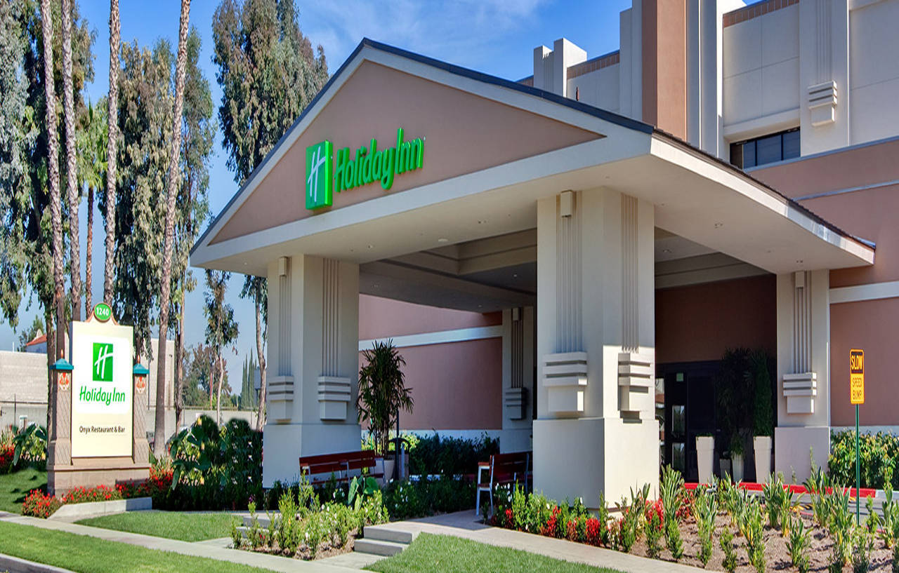 Holiday Inn Hotel & Suites Anaheim By Ihg Екстериор снимка